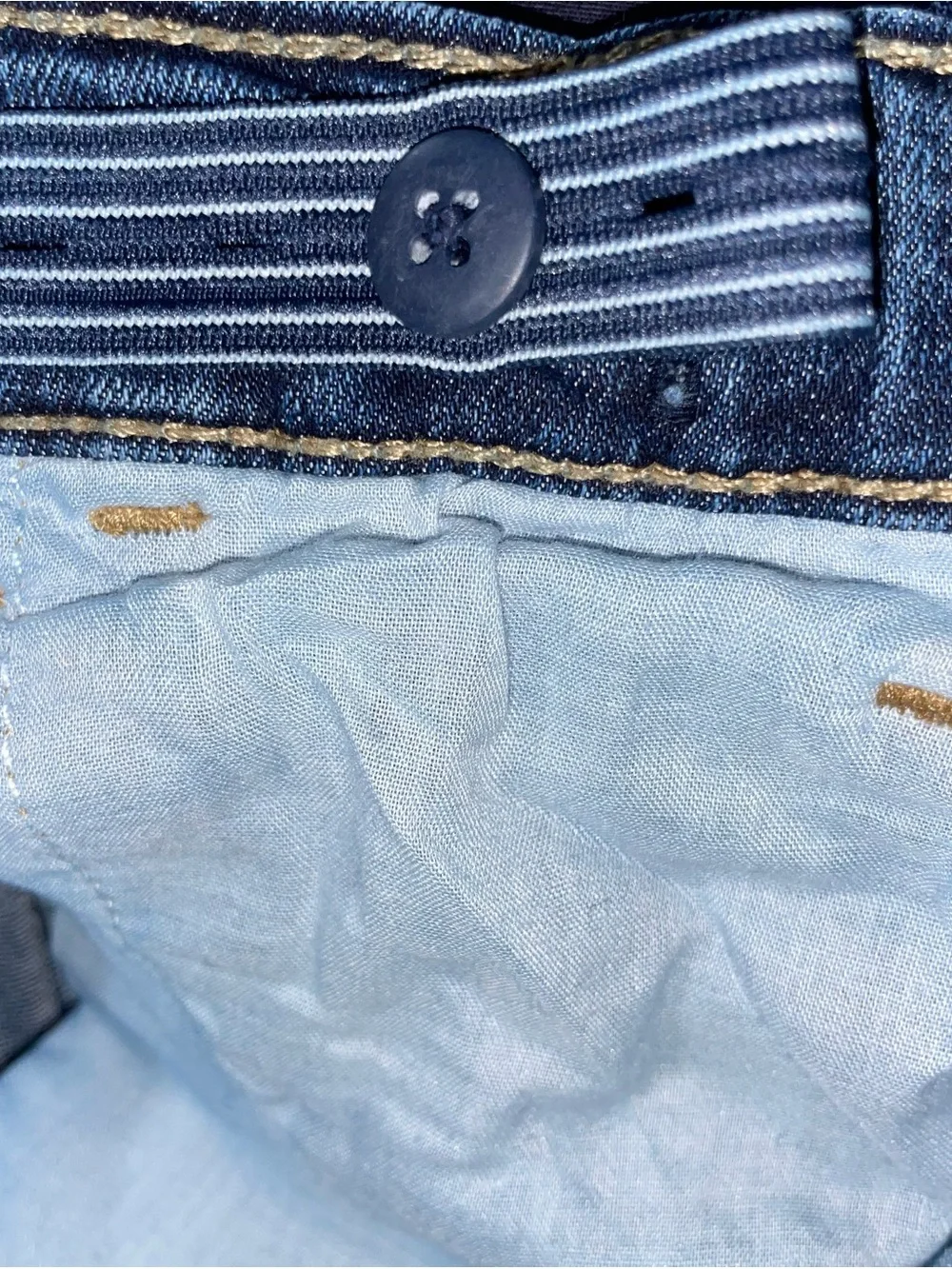 OshKosh B’gosh Boys Size 6 Jeans Lot of 2 Classic Denim Pants Light & Dark Wash